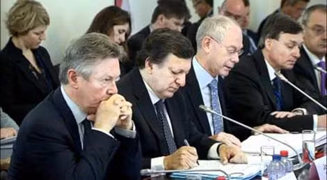 Lãnh đạo EU họp bàn cách thoát khủng hoảng toàn phần hôm 27/5/2014.