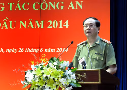 Đại tướng Trần Đại Quang, Ủy viên Bộ Chính trị, Bộ trưởng Bộ Công an phát biểu chỉ đạo tại hội nghị.