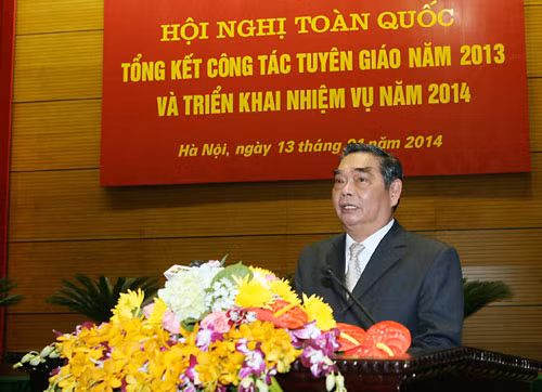 Đồng chí Lê Hồng Anh, Ủy viên Bộ Chính trị, Thường trực Ban Bí thư phát biểu tại Hội nghị. Ảnh TTXVN.