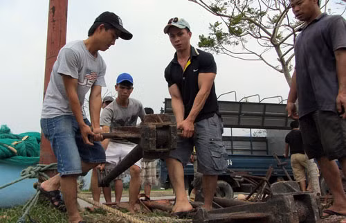 Mọi công việc phải được hoàn tất trong ngày hôm nay.