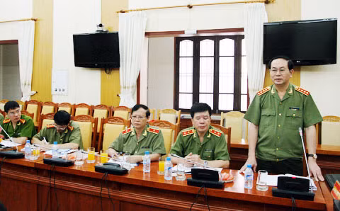 Đại tướng Trần Đại Quang, Ủy viên Bộ Chính trị, Bộ trưởng Bộ Công an phát biểu tại đại hội. Ảnh Việt Hưng.