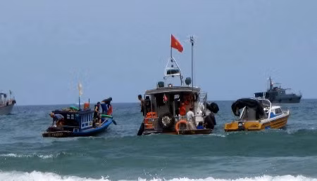 Chuẩn bị tiến hành khai quật tàu cổ bị đắm.