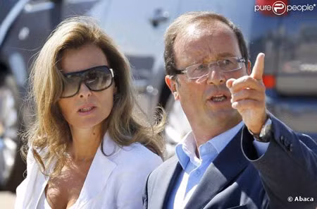 Francois Hollande và Valérie Trierweiler.