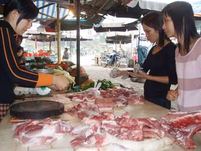 "Giải mã" cơn sốt giá thịt lợn ảnh 1