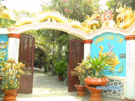 "Nơi ẩn danh" của Tài Đô .