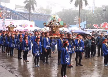 Lễ rước kiệu Mikoshi truyền thống