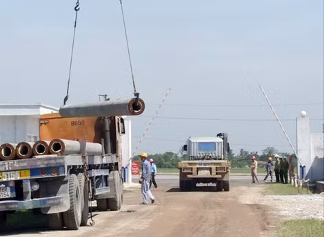 Phối hợp giữa Công an và bảo vệ chuyên trách, đảm bảo ANTT tại khu công nghiệp huyện Thái Thụy. Ảnh: Quang Đảm.