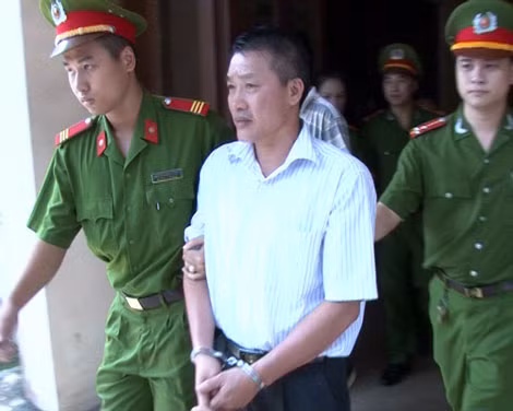Thực hiện lệnh bắt đối tượng Lê Xuân Hộ.