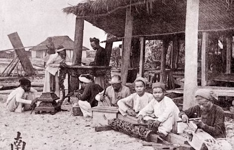 Thợ điêu khắc gỗ thế kỷ 19.