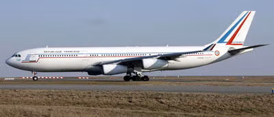 Chiếc Airbus A340-200 F-Rajb của giới lãnh đạo Pháp.
