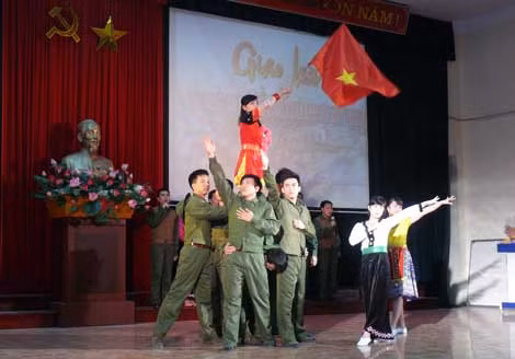 Công an Bắc Kạn: Giao lưu Tuyên truyền kỷ niệm 60 năm Chiến thắng Điện Biên Phủ ảnh 3