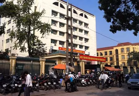 Hà Nội có nhiều sai phạm trong quản lý, sử dụng lòng đường, hè phố ảnh 1