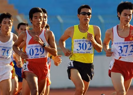 Vui buồn chuyện thu nhập của các VĐV Việt Nam ảnh 1
