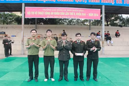 Trường Cao đẳng ANND I tổ chức Hội thi võ thuật CAND ảnh 1