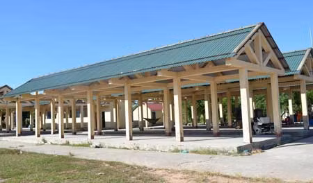 Chợ xây tiền tỷ bỏ hoang ảnh 1