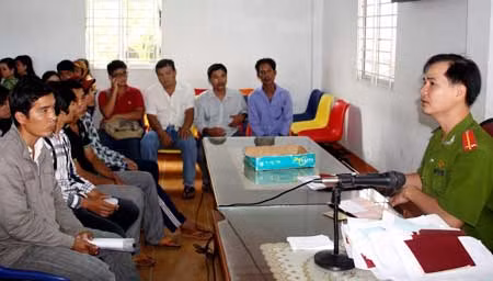 Nỗ lực giải quyết làm CMND trong ngày 12/12/2012 ảnh 1