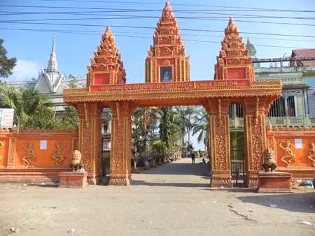 Sóc Trăng: Chợ trong khuôn viên chùa Chén Kiểu đã được di dời ảnh 2