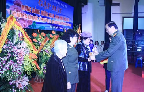 Nâng cao chất lượng, hiệu quả các mặt công tác, xây dựng lực lượng CAND trong sạch, vững mạnh ảnh 2