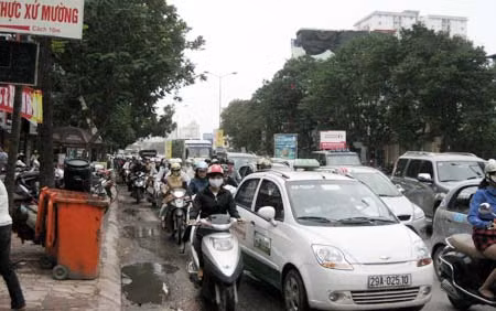 Đấu thầu đầu tư, thu phí đường trên cao để giảm ùn tắc ảnh 1