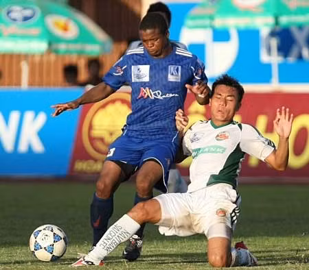 AFC Cup: Bóng chưa lăn đã tung cờ trắng...! ảnh 1