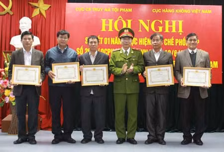 Sơ kết 1 năm thực hiện Quy chế phối hợp đảm bảo an ninh hàng không dân dụng ảnh 1