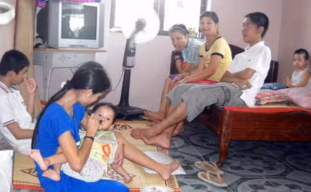 Những "người mẹ" của trẻ khuyết tật ảnh 1
