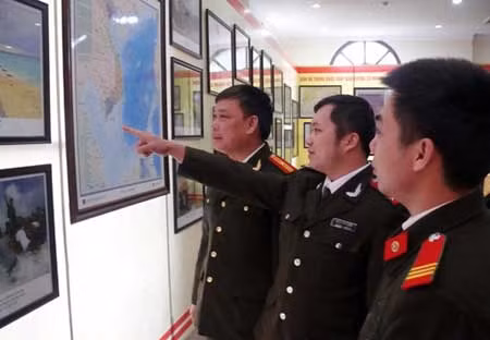Triển lãm “Hoàng Sa, Trường Sa của Việt Nam – Những bằng chứng lịch sử” ảnh 1