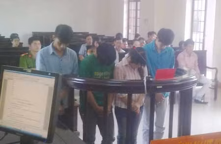 Lãnh 14 năm tù vì vào hùa với bạn gái đánh chết người ảnh 1