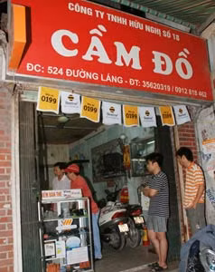 Hiệu cầm đồ nơi tên Nghĩa cầm chiếc xe của nạn nhân.