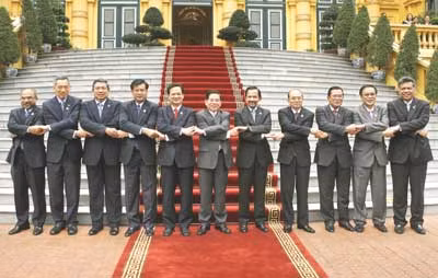 Việt Nam quyết tâm hoàn thành tốt trọng trách Chủ tịch ASEAN 2010 ảnh 1