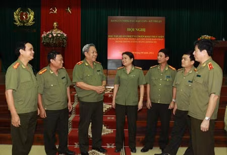 Các đại biểu dự Hội nghị.