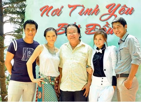 Ra mắt đoàn phim “Nơi tình yêu bắt đầu”.