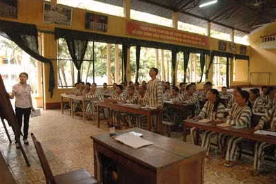 Lớp học trong Trại giam số 6.