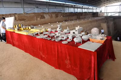 Những cổ vật được tìm thấy trong mộ Tào Tháo.