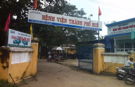 Bệnh viện Thành phố Huế bị nhiều gia đình bệnh nhân tố cáo tắc trách gây chết người.