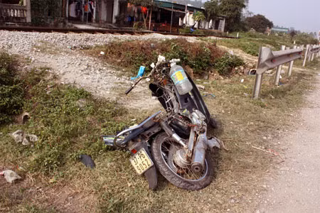 Hiện trường vụ tai nạn thương tâm.