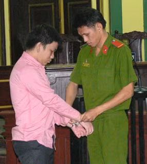 Vũ tại phiên tòa.