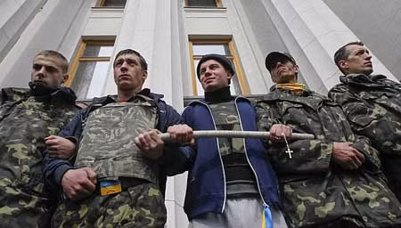 Ukraina không để nồi da nấu thịt ảnh 1
