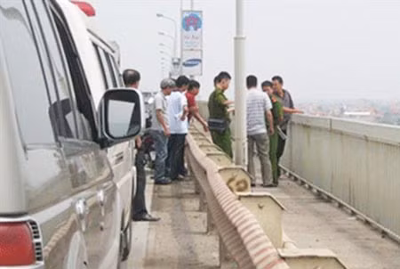 Hiện trường tên Lâm ra tay sát hại vợ mình (chị H.).