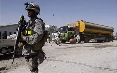 Dân chúng Afghanistan đã mất kiên nhẫn với sự hiện diện của binh sĩ Mỹ và các xe thiết giáp trên đường phố.