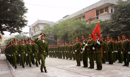 Sinh viên Công an nhân dân nỗ lực học tập, rèn luyện để trở thành đảng viên ngay từ khi còn ngồi trên ghế nhà trường. Ảnh: Duy Hiển.