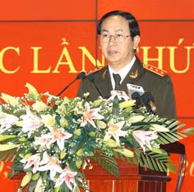 Thượng tướng Trần Đại Quang, Ủy viên Bộ Chính trị, Bí thư Đảng ủy Công an Trung ương, Bộ trưởng Bộ Công an.