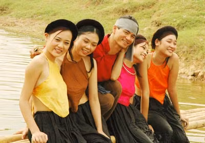 Cảnh trong phim hài "Cả ngố".