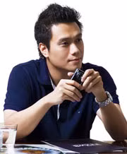 Diễn viên Việt Anh.