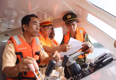 Thứ trưởng Trần Đại Quang kiểm tra công tác đảm bảo TTATXH trên tuyến sông Sài Gòn và sông Đồng Nai.