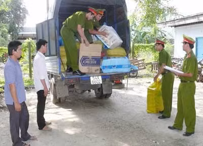 Thuốc lá lậu bị Cảnh sát kinh tế An Giang bắt giữ.