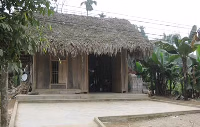 Ngôi nhà của vợ chồng anh Dự, chị Thơm.