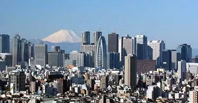Tokyo với đỉnh Fuji.