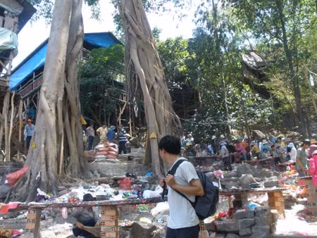 Lễ hội núi Chứa Chan: Tái diễn những gam màu đen ảnh 1