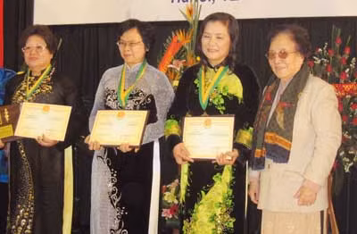 Trao giải thưởng Kovalevskaia cho 3 nhà khoa học nữ xuất sắc ảnh 1